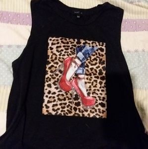 Graphic tank